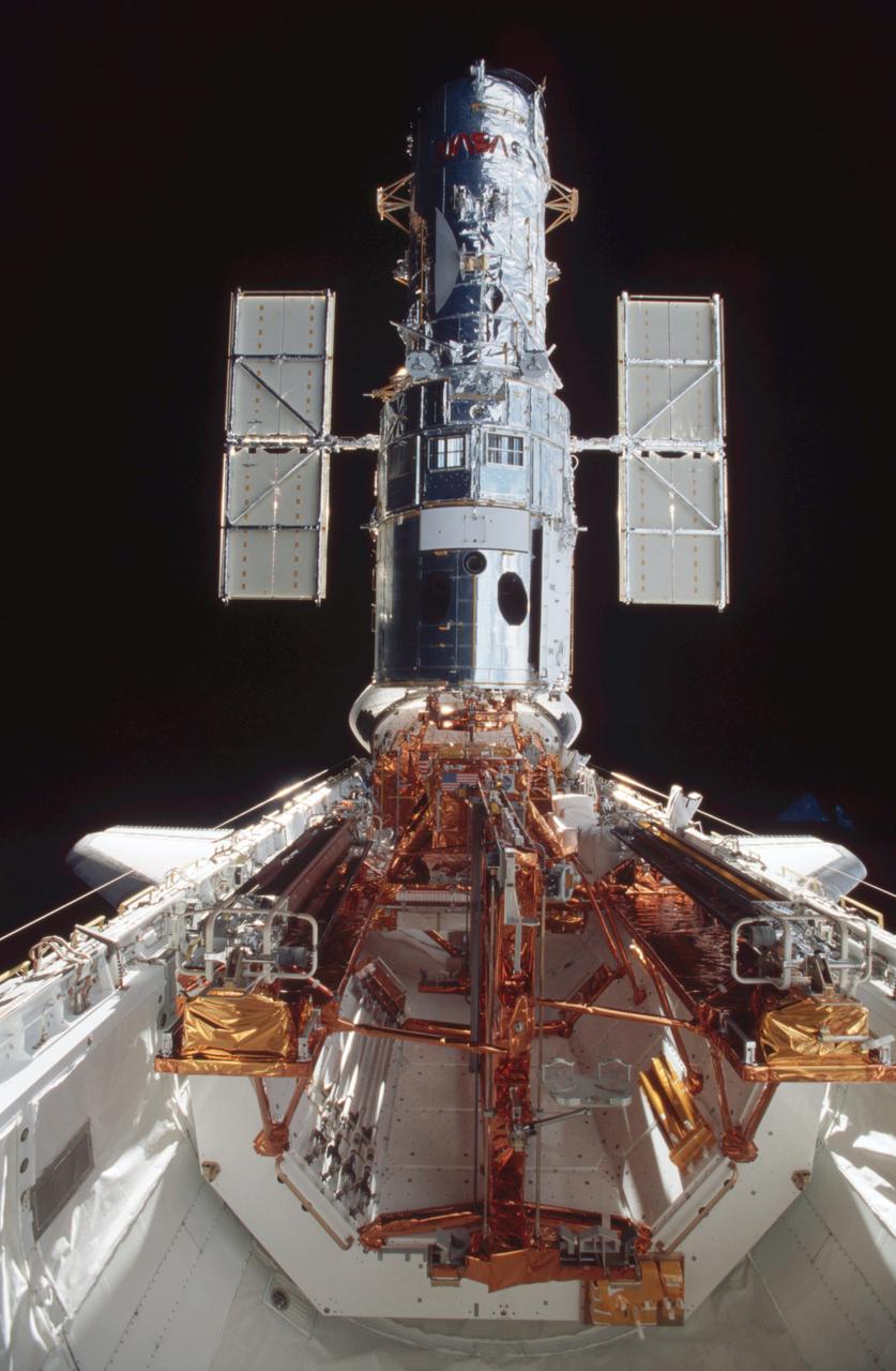 Hubble Servicing Mission 1 Solar Arrays official NASA archive view