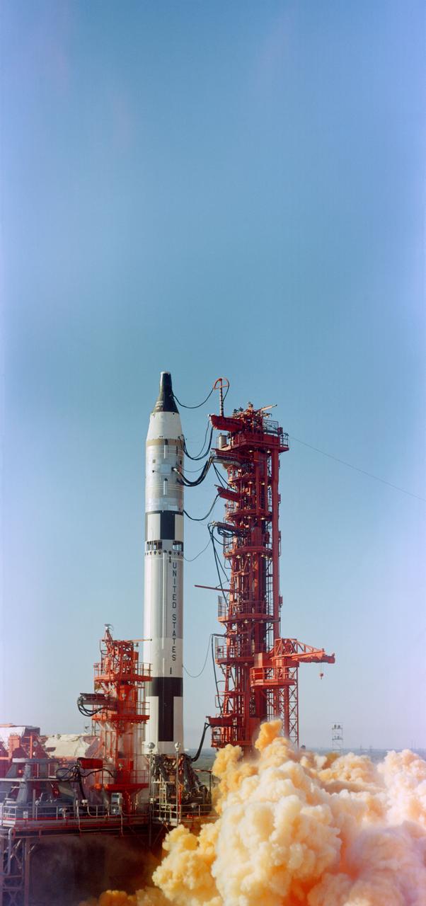 Titan II Gemini launch vehicle lifting off