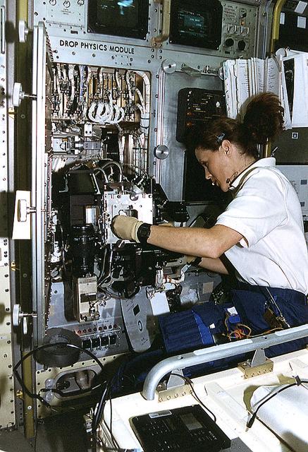 United States Microgravity Laboratory-2 official NASA archive view